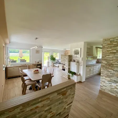 Сasa de vacaciones Hisa Helena *