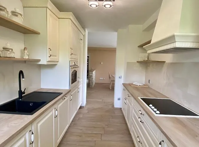 Hisa Helena 別荘 クラーニ